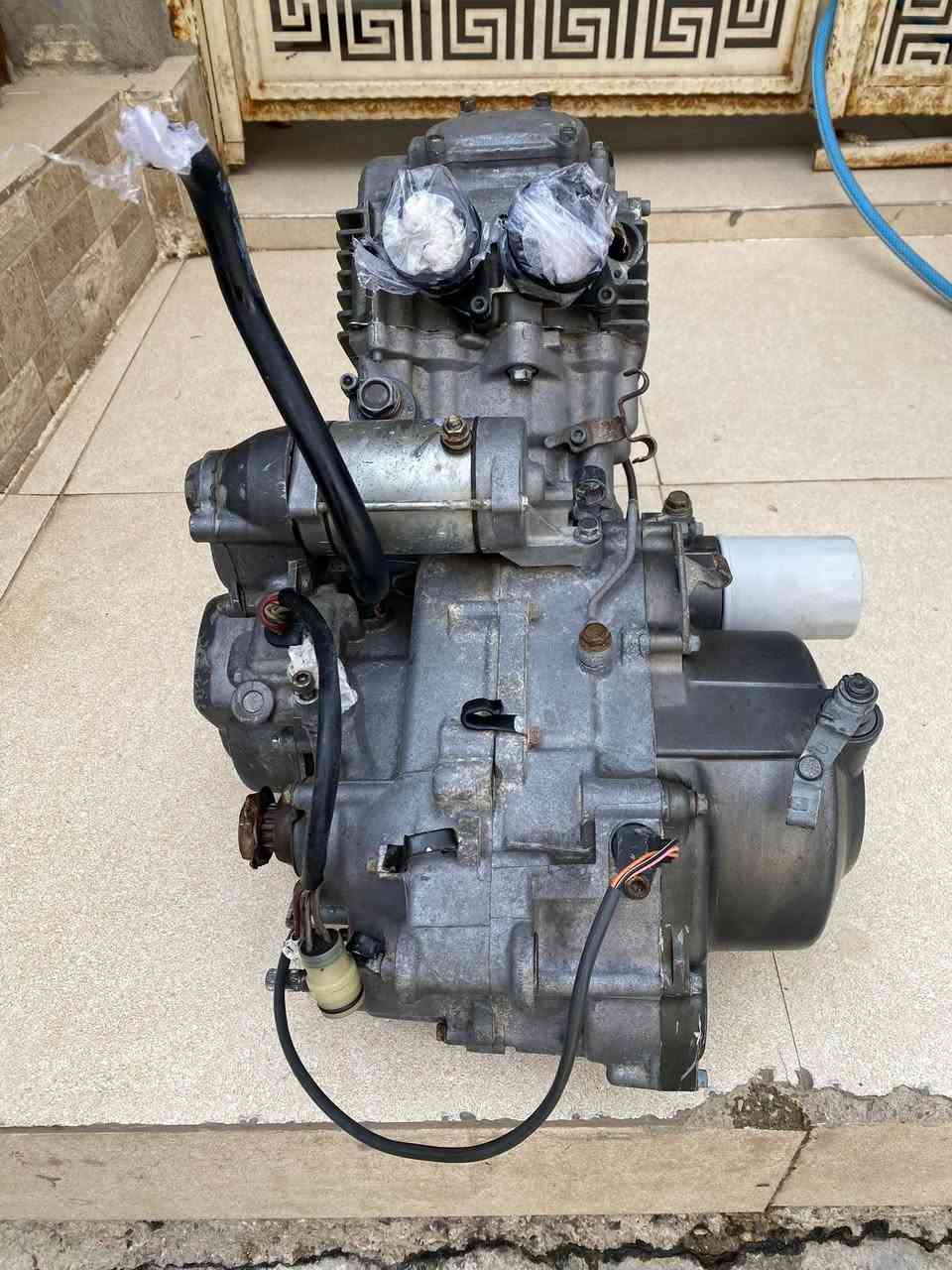 بۆ فرۆشتن Yamaha rabtor 700r بیعەیب بەشەرت کامل کامل عەشیا تاقم وەیار ڕایتەر تەنکی ڕۆن سارکەرەوە دەمی دەکشن پانکە کامل کامل نەقسی نیە لەعەرزا ئیشی پی ئەکەم دڵت گرتی ئنجا بیبە سعری ٥٠٠ هەزارو مەعامەلەیەکی برایانە سلیمانی ***********
