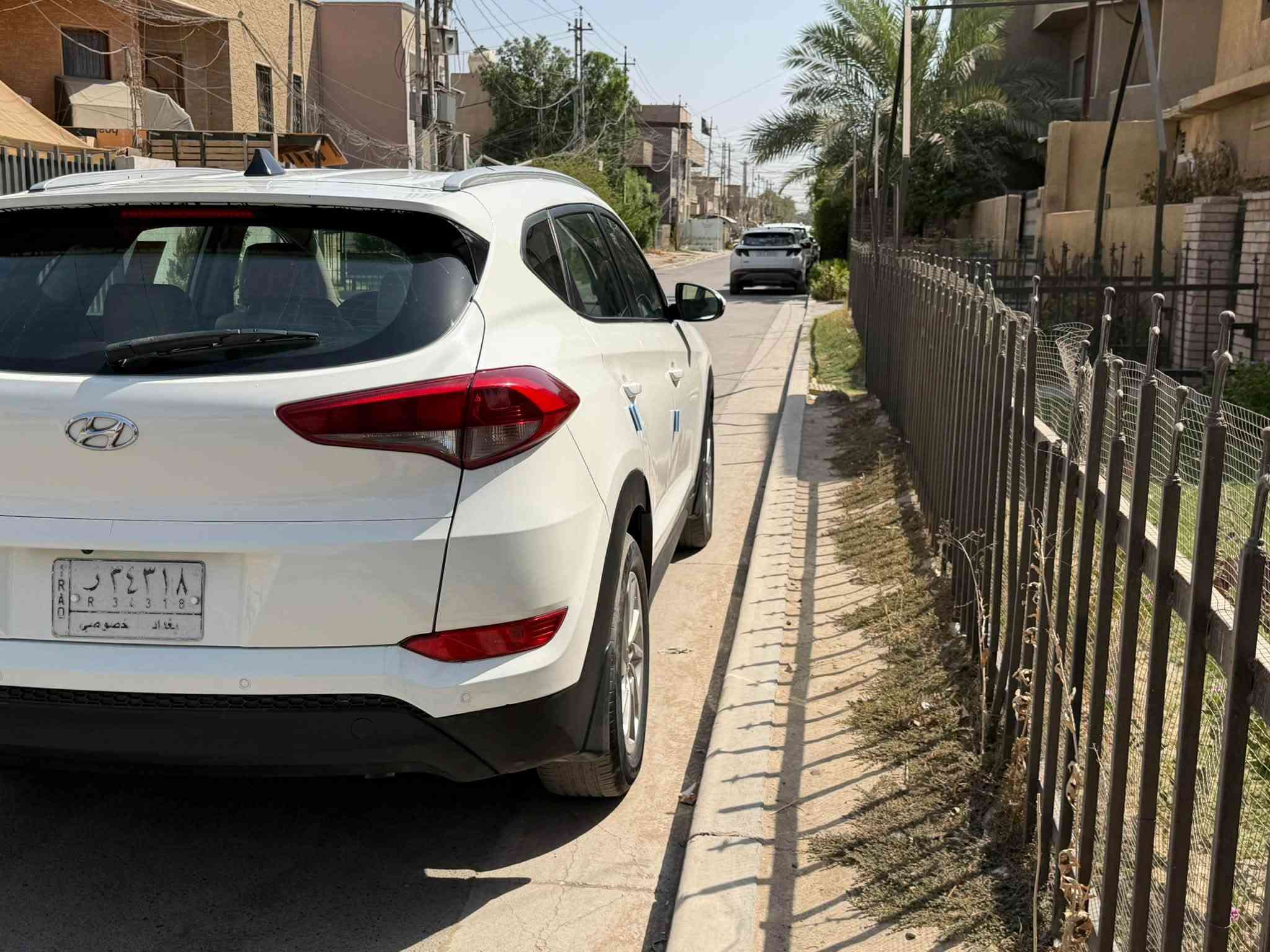 توسان ٢٠١٦ خليجي شكل الجديد رقم بغداد بأسمي محرك ٢٠٠٠ دووش داخل لونين مري شفط فوول تحكمات كامرا تقليل صرف وقود مثبت سرعه تبريد امامي خلفي بيه منظومه غاز السياره بيه مكانات صبغ ابيع مصبوغ شواصي لغود سليمه محرك كير صدر تبريد جديد   السعر 116   للاتصال ***********
