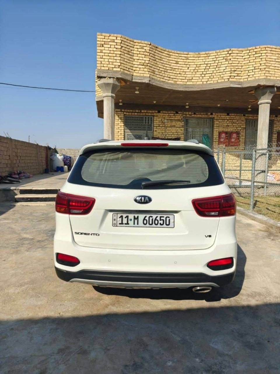 سورنتو موديل 19
خليجي كفاله عامه 
رقم بغداد دولي 
فول مواصفات ماعده البنراما 240 بيه مجال
للاستفسار ***********

