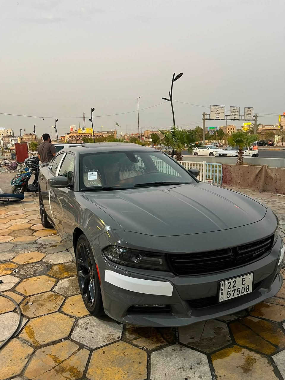 دوج جارجر مديل 2018 كفالة عامه حتى الدعاميات بجم الامامي مغلف نانو سيارة فول مواصفات واحد على واحد 
رادار جانبي
فتحه 
كشنات تدفئه تبريد خزن ميموري 
سيارة جديدة كارتون رقم اربيل لون سمنتي 
السعر 243 وبيها مجال
*********** العنوان البصرة
