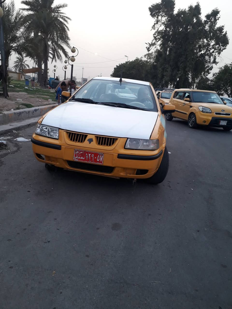سمند ١١للبيع بيهه كازكيت هيئه عليهه١٥٠
غرامات علينه ابيعهه ع حطتهه ١٥ورقه مكان بغداد ***********
