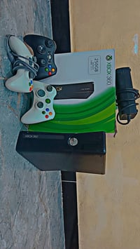 اكس بوكس 360 • ٢٥٠ جيجا • أخو الجديد