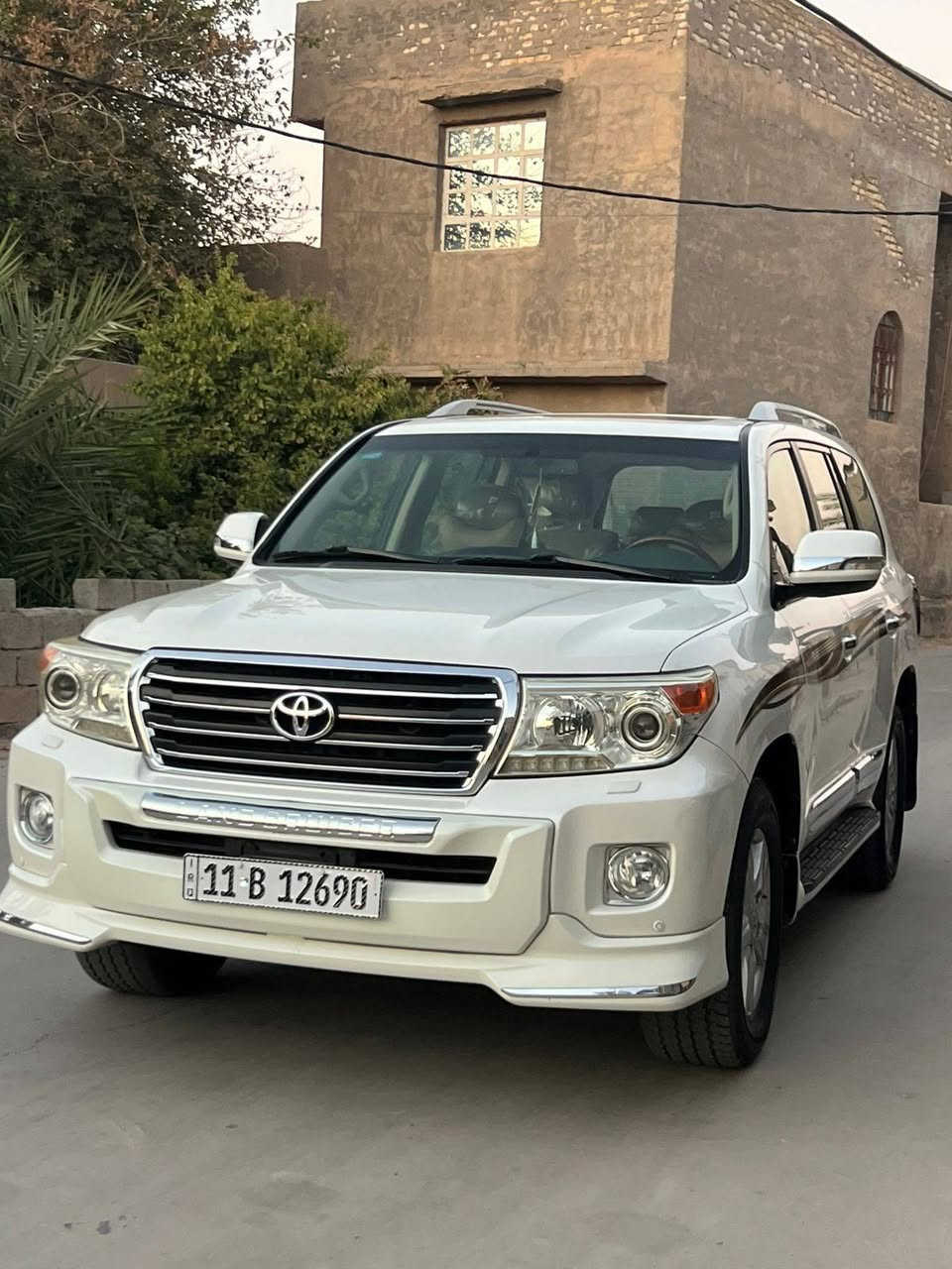 لاندكروز ٢٠١٣ فول مواصفات بريم رقم بغداد انكليزي بسمي السياره كفاله من الصبغ والتبديل  حتى الدعاميات كفاله بيها فقط بارد بلجاملغ الأمامي والسونار مرفق ماشيه ١٥٨ الف السعر ٣١٣ للاستفسار ***********
