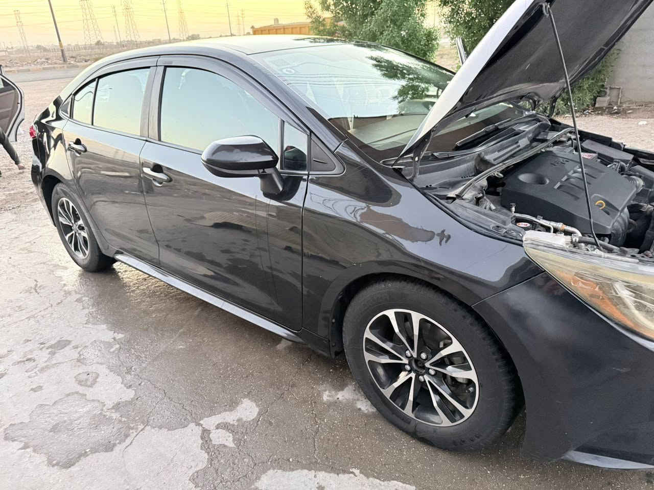 كورلا le وارد امريكي بانزين
بصمه 
رادار 
شاشه 
حساسات 
اناره led

محرك 1800
كاميرا خلفيه 
واماميه 
رقمها بغداد تمويل ثاني يوم 127بيها مجال بسيط 
رقم ***********
