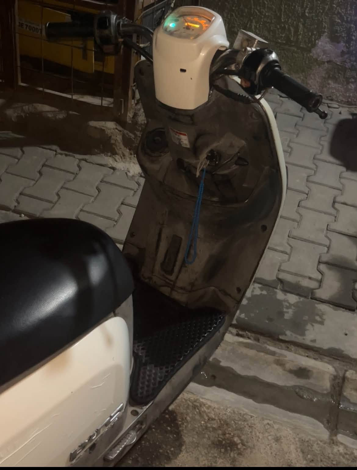 بوليس • مكينه مكفوله • كهربائيات شغاله