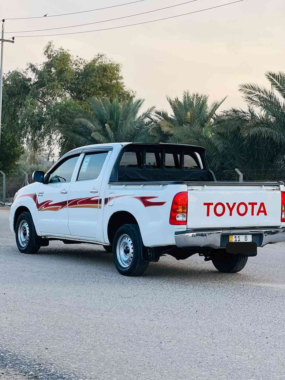 هايلوكس • ٢٠١١ • رقم بغداد
