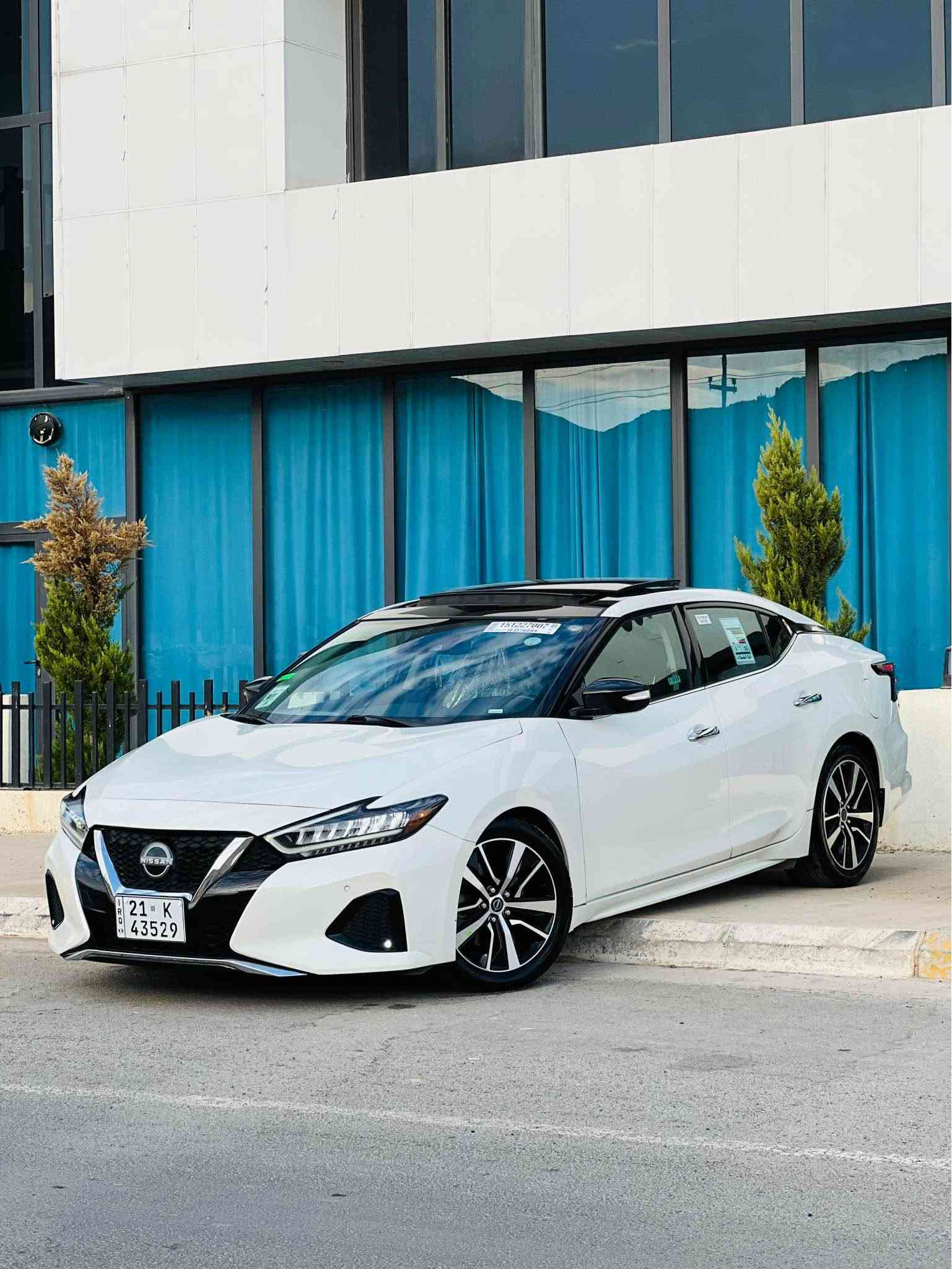 ماكزيماSL مؤديل 2023  فول مواسه فات به سمه شاشه كه وره Car play
كاميّره ٣٦٠ ده ره جه حاسه و رادار رادارى ئاويّنه شه غال پانوراما سه قف ره ش بيلاد كوشن جلد 2 كوشن كاره باى 4 كوشن گه رم تحديد سرعه كامل سه ماعه  BOOS 3  مؤدى لئ خورين جام ئوتو لايت ليد و  عه ده سه بةگلايت ليد ته بريد مةركةزي ده بل ئه يسى ويل گةورة بيلاد جةندين مواسةفاتي تر سةيارةكة نمونةي جوانية بةس دةعاميةكةي بيشي قرنجيكي بيكةوتوة ئةرباكي سوكان و شان تةقيوة شةريكة دانراوةتةوة بونيتةكةيشي ليكراوةتةوة گوراوة بؤ بوياغ بةشةرت ناوي نوكتةي نةبيت و يةك بارجةشي نةكرابيتةوة سةيارةكة ٥٧ هةزار رويشتوة رؤني گيرو مةكينةو كامل سيرفز كراوة دةعامي بو دةعامي بةشةرت سعري 165 گةلاو مةجال سةيارةكة مالي دوستة هةمو گياني بةشةرت و نمونةي جوانية رانية, السليمانية
