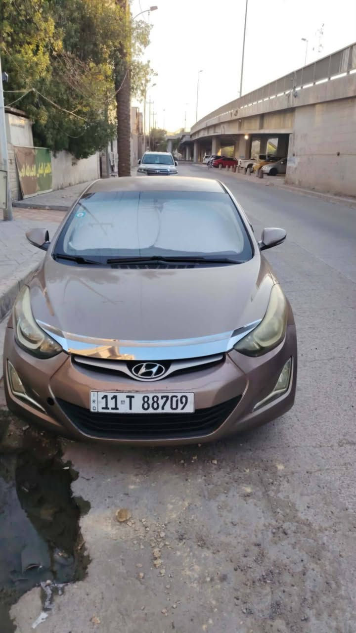 للبيع 
النترا مظلع
 خليجي موديل 2015
 غاز بانزين
سعر 88 وبي مجال حك الجيه 
اتصل ***********
المكان ديالى
