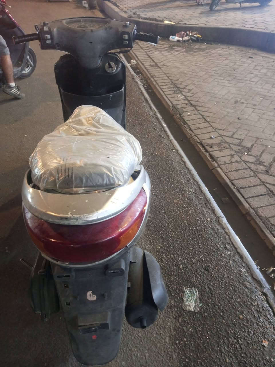 يومين سلام عليكم دراجه بريز كلها شغاله بيها خيط دخان و نقص كلوب مال لايت نكره كفرات بلادي كابريتر تجاري قبل شديتها مكاني مدينه الصدر الحبيبيه سعر ٤٠٠ شراي هذا رقمي ***********
