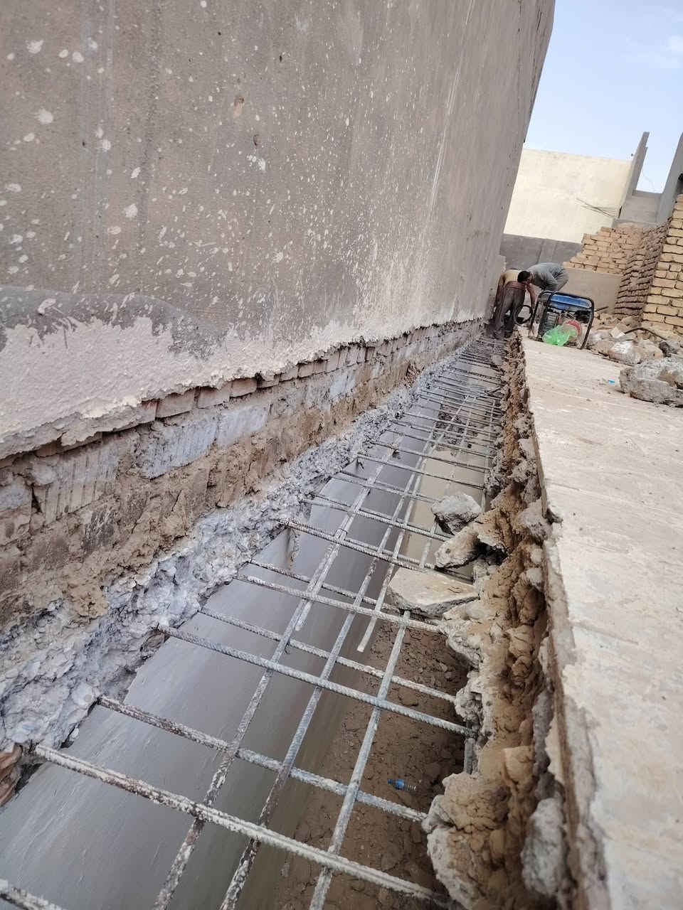 تفليش منازل • بموادها • تعديل الارضية
