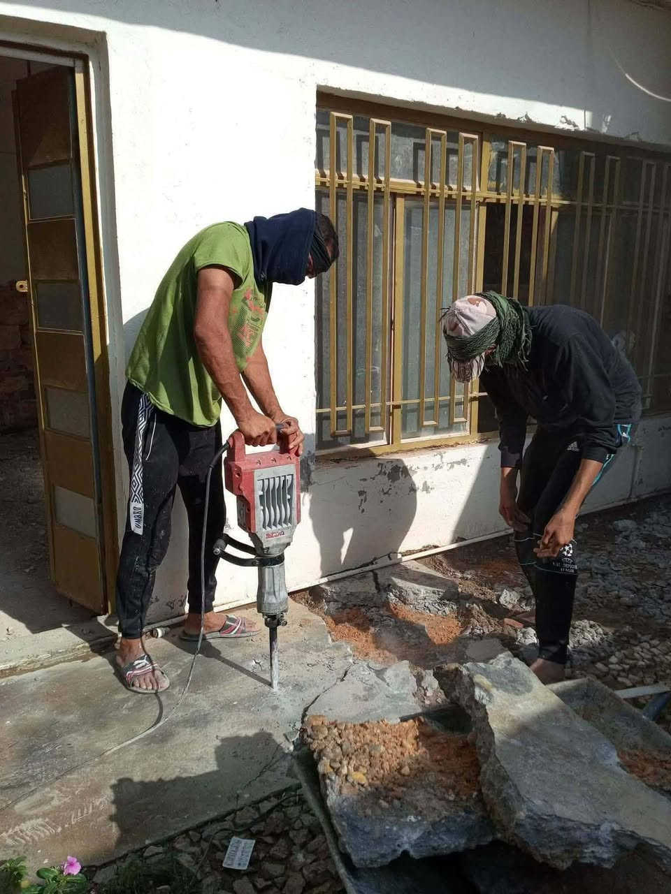 كادر عمل جاهز • معدات جاهزة • شغل ليل ونهار