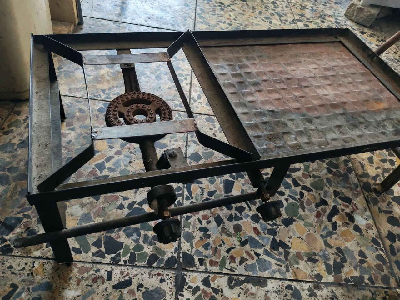 سلام عليكم
جمبر جاي جديد ممستخدم ابد (مثل ما واضح بالصورة) 
ابيعه هو وطباخ مالته ب ٢٠٠ الف قفل
مكان بغداد/ حي صناعي (جرف النداف)
اتصل ع رقم بي واتساب 
***********

