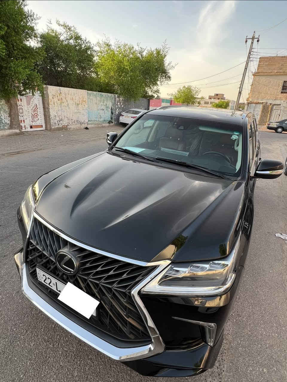 للبيع لكزز ٢٠١٩ سوبر سبورت اصل فول مواصفات بريم
Lexus LX 570

🚘 لكزس LX 570 موديل 2019 — فول مواصفات 🔥

* محرك V8 سعة 5.7 لتر
* دفع رباعي 4×4
* قير أوتوماتيك 8 سرعات
* فتحة سقف
* تشغيل بصمة
* دخول ذكي بصمة
* كشنات جلد فاخر
* كشنات كهربائية
* ذاكرة للكشنات
* تبريد وتسخين الكشنات
* 7 ركاب
* جنطة كهربائية
* ست رادارات
* 6 كاميرات 360°
* نظام مراقبة النقطة العمياء
* حساسات أمامية وخلفية
* مثبت سرعة راداري
* تحذير الخروج عن المسار
* نظام منع الاصطدام
* شاشة وسطية
* شاشة خلفية
* نظام صوت فاخر
* بلوتوث
* USB / AUX
* تحكم من السكان
* دبل ثقيل وخفيف
* Crawl Control للطرق الوعرة
* Multi Terrain
* تعليق هيدروليك/متكيف
* جنوط 20 إنچ
* إضاءة LED
* مرايات كهرباء وطي
* حساس مطر
* إضاءة أوتوماتيك
* تكييف ثلاثي المناطق
* ثلاجة/تبريد داخلية
* فرامل إلكترونية
* نظام نزول المرتفعات
* أنظمة أمان كاملة
* فول مواصفات خليجي
السعر ( 650 )
الشراي يتصل متوفر واتساب 
***********
