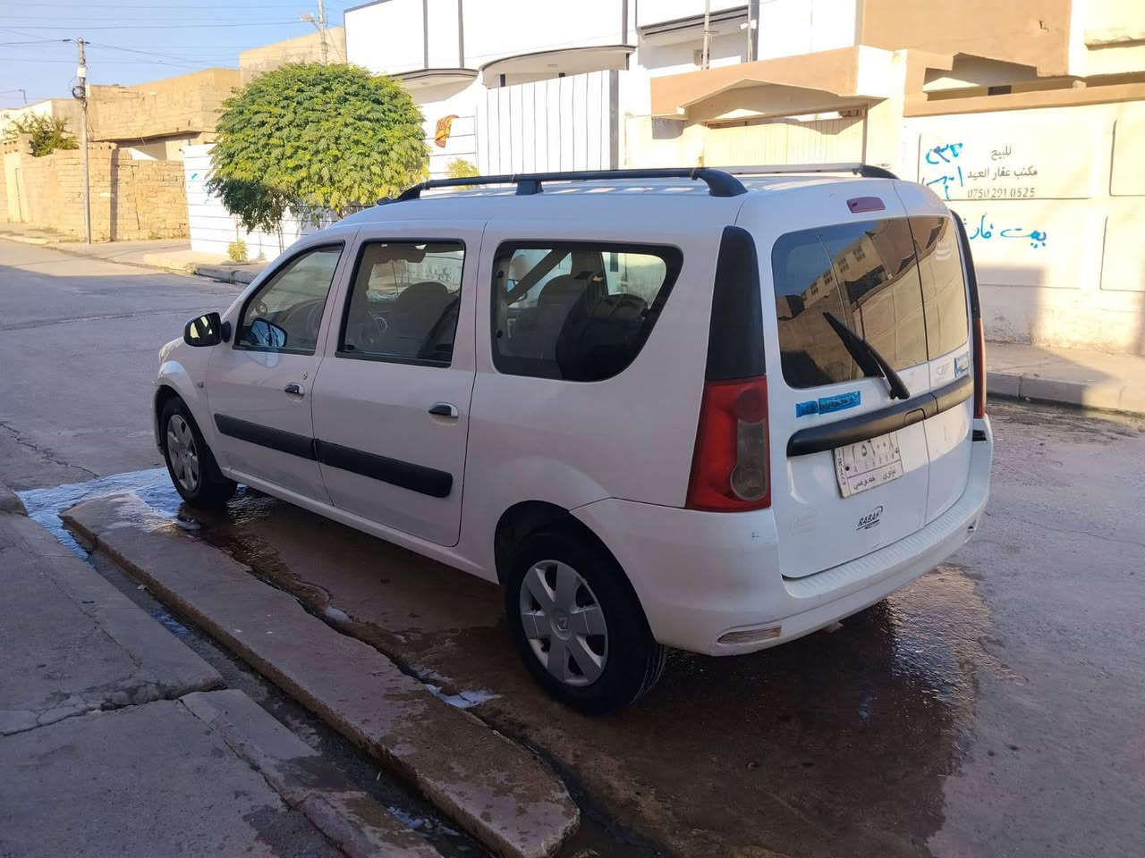رينو لوكان سبعة راكب للبيع شرط تحويل تبريد شغل للتواصل على الرقم ***********كورك ***********
