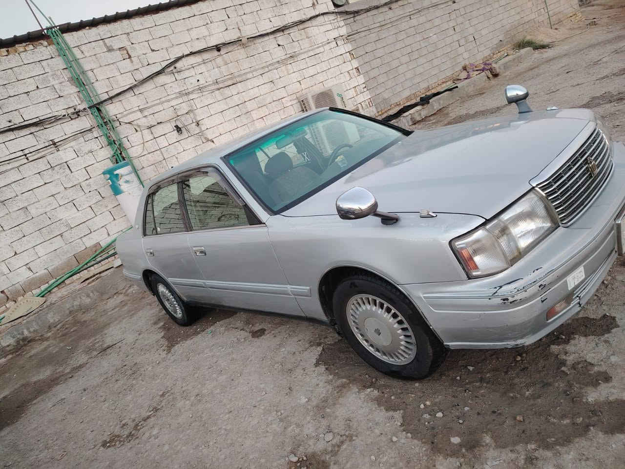 السلام عليكم راس الثور تكم مكفولة كص ونقل جثة وكل الاصوليات بسمي رقم قادسية
تبريد ثلج 
كهربائيات كلشي شغال
حدادية ستوني مسويها 
باتري جديد 
تخم تاير 
السيارة جاهزة من كلشي فول وطلع وين متريد 
السعر ١٠٠ وبيها مجال 
الشراي يتصل وبي خير ويدلل
مكاني ديوانية/ قضاء عفك
***********
