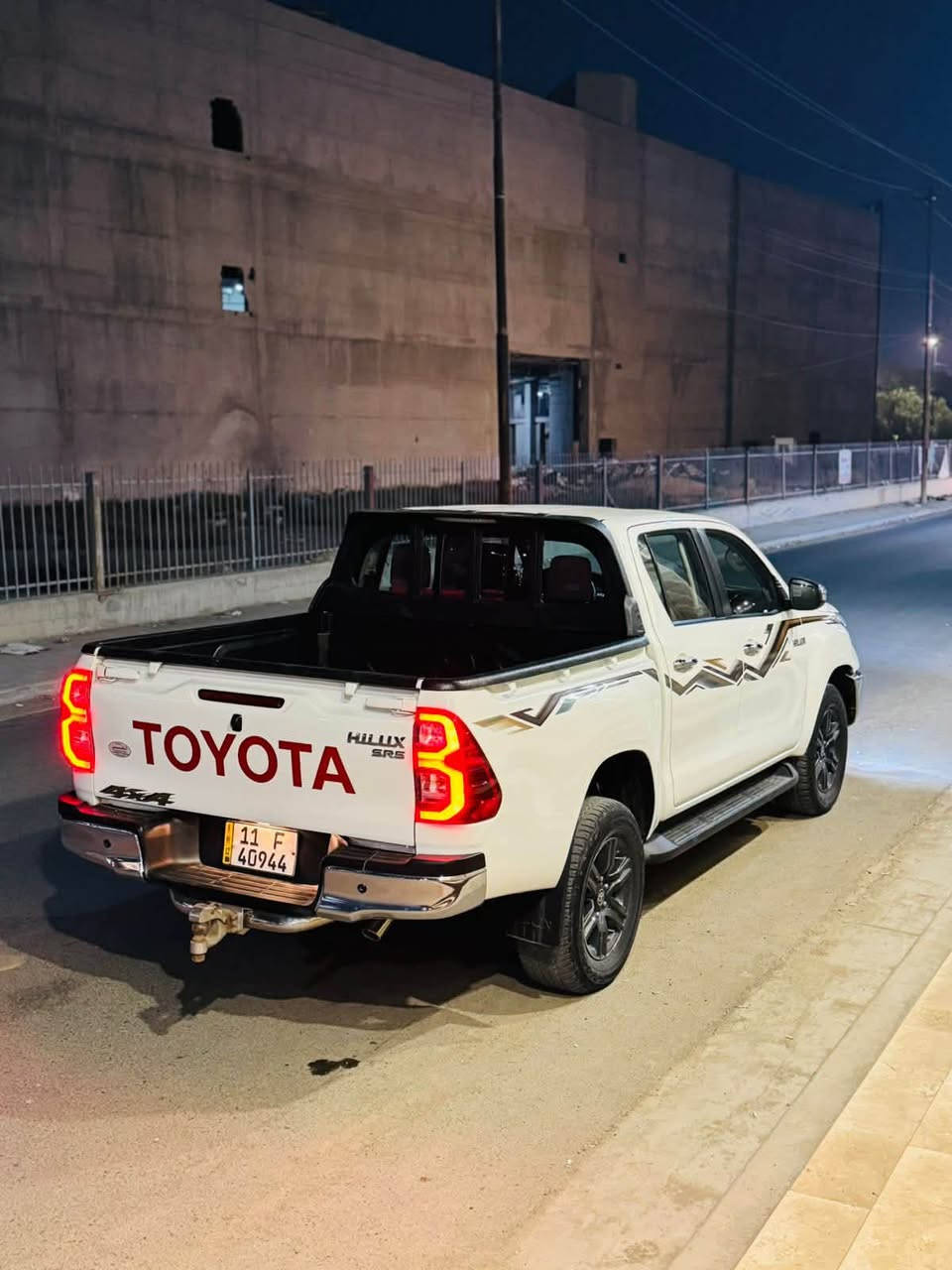 🔥 للبيع أو المراوس بسلفرادو 🔥

تويوتا هايلوكس 2024 - 4x4 فول
ماشية 93,000 كم
رقم بغداد - مكانها واسط
تبديل جاملغ + باب بدون صبغ - شاصي مكفول
بيها بارد خفيف بالجاملغ الخلفي

📞 *********** - واسط
