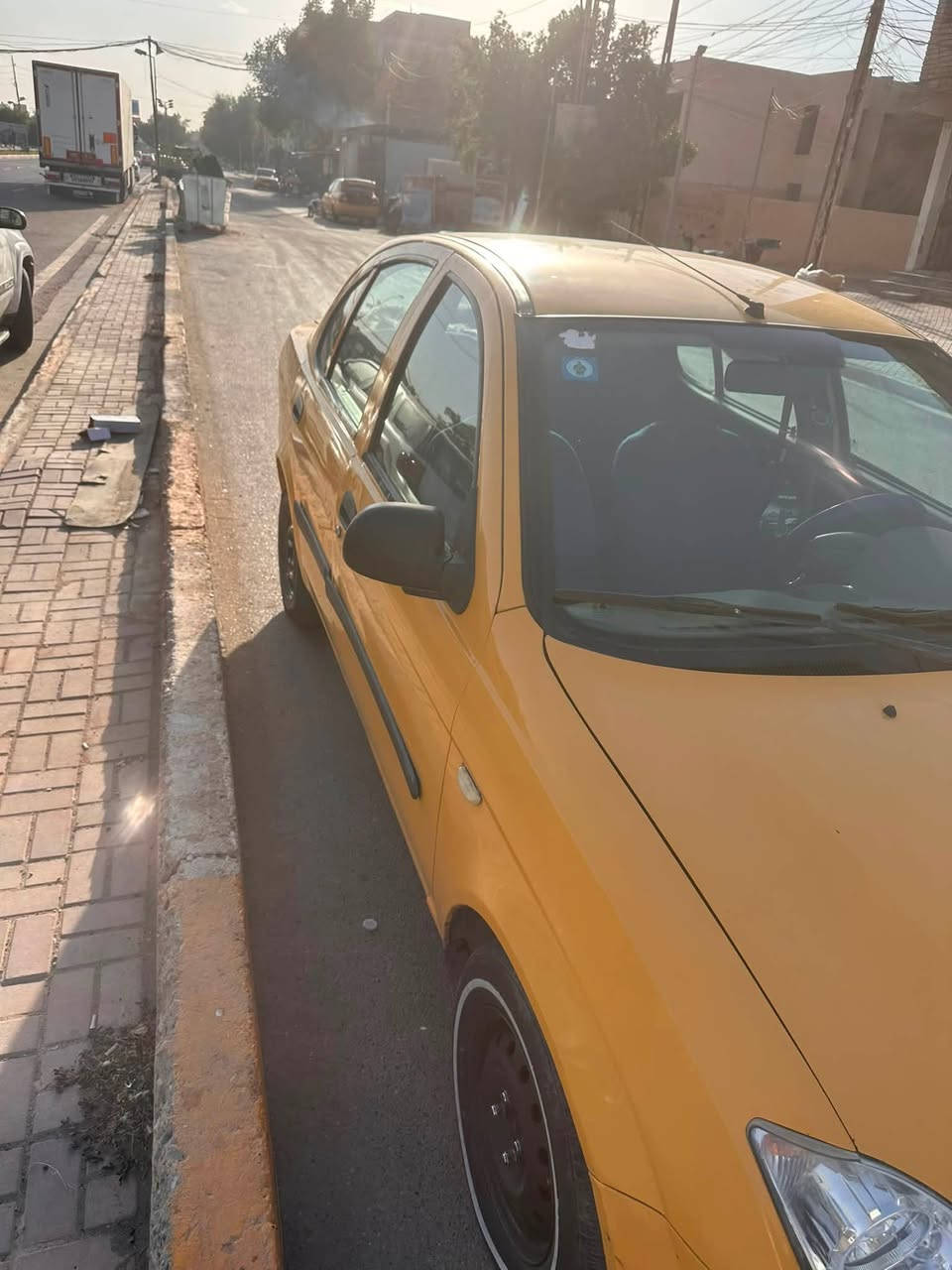 سلام عليكم طيبه للبيع موديل 15 سنويه باسمي تحويل ثاني يوم تبريد ثلج كهربائيات كلشي شغال رايدها 37 وبيها مجال للشراي عنواني الزعفرانيه للتواصل ***********
