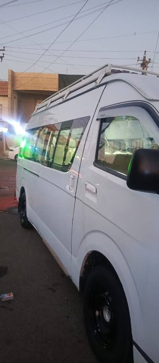 سلام عليكم اخوان جنبي موديل 13 سياره معمر بيه لهلالات ول جنطه بيه صبغ ول باقي مكفول سياره مصفره هيئه وغرامات تخم تاير جديد صدر جديد كير مكينه خير من الله دوشمه جديده *********** وسعر 120 وبيه مجال
