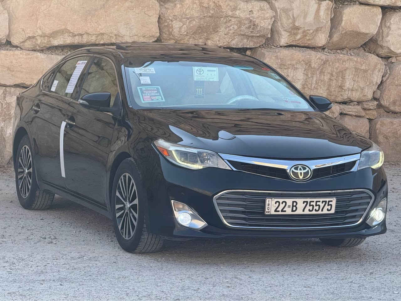 تويوتا افلون موديل ٢٠١٣ خليجي مواصفات ليمتد فول فول ١/١ لون اسود رقم اربيل دولي مميز شرط التحويل سلايت بصمة كشنات جلد و كهربائي وخزن ميمورى وتبريد و تدفئة تحكمات ستيرن تحديد سرعة وشفتات پرد خلفية شاشة وكامرة دوارة تبريد مركزي داخل اصفر وفورميكا بعد مواصفات ليمتد معروفة محرك v6 حجم ٣٥٠٠ گير ومحرك شرط برغي ما مفتوح حتى صوت رواجز مابي صدر امامي وخلفي ٤ تايرات كله جديد كل جسمه عالبلادي وشغال السيارة احلى من الصور بهواية بدون رصعات و شخوط وجلح مابيه فقط جاملغ امامي صبغ بدون اي ضربة ولا دواخل ولا ايرباك مكفولة من الدعامية للدعامية اب شرط بدون اي نقص السعر ١٦٥ وبيه مجال بسيط للشراي مكان السيارة كركوك كاتب كل التفاصيل اقرا المنشور كامل شراي خابرني وتدلل رقم الموبايل 
*********** كركوك, العراق
