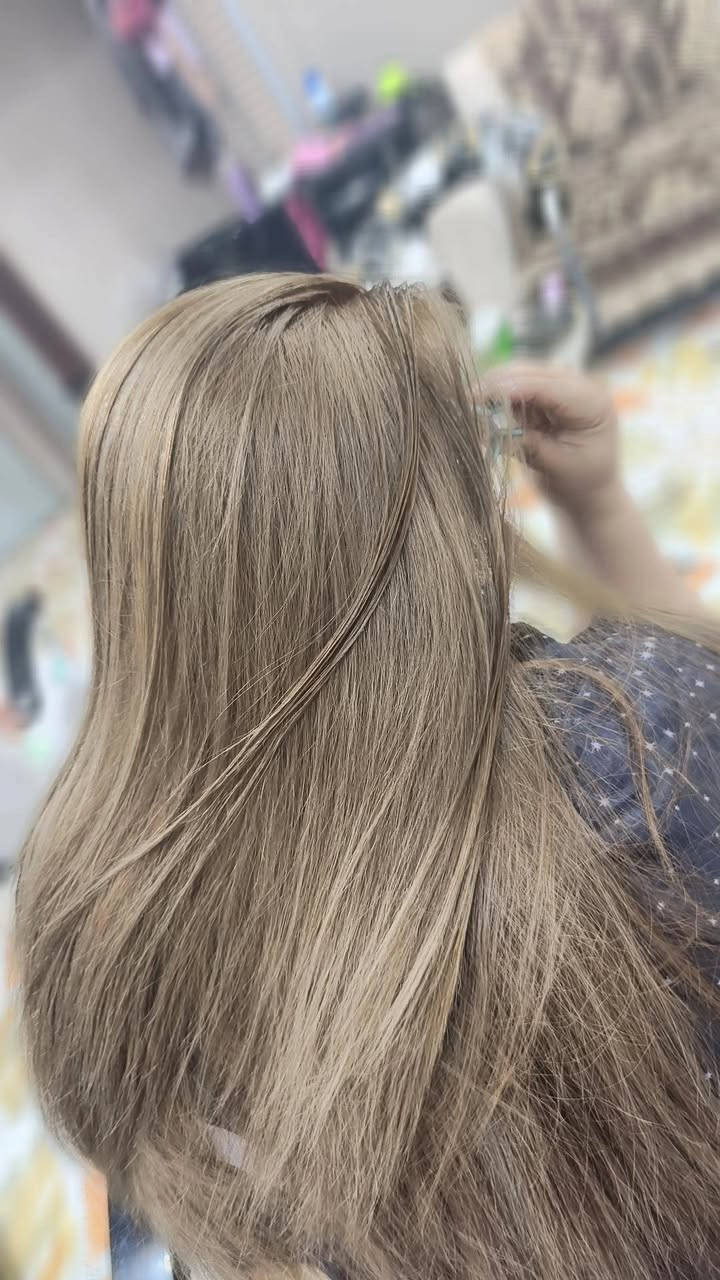 مساء الخير بنوتات
صبغ على حسب طلب الزبونه على شعر متعدد الالون وحنه
صالون ڪوافيرة جنى 🤍
العنوان.. 
بابل _المسيب_حي المعلمين الاولى _فرع مطعم المعموري *
للحجز خاص او الاتصال على الرقم واتساب ***********
#متواجدين من الساعة 10صباحاً الى 6مساءً

نص مكتوب في الصور:
- GS JANA SALON