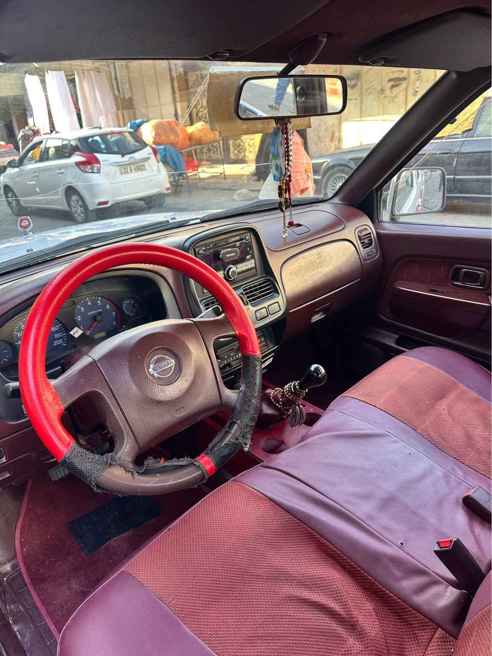 نیسان پیکاب ٢٠٠٦ یابانی چار جام کارەبایی دەبل گێچ سەیارەکە بێ لێدرانە بێ سبوغە ٤ تایەی لۆکی لەسەرە سەنەوی و ژینگە نوێیە بەناوی خۆمە شوێن هەولێر تکایە بەس پەیوەندی بکە 📞*********** أربيل, العراق
