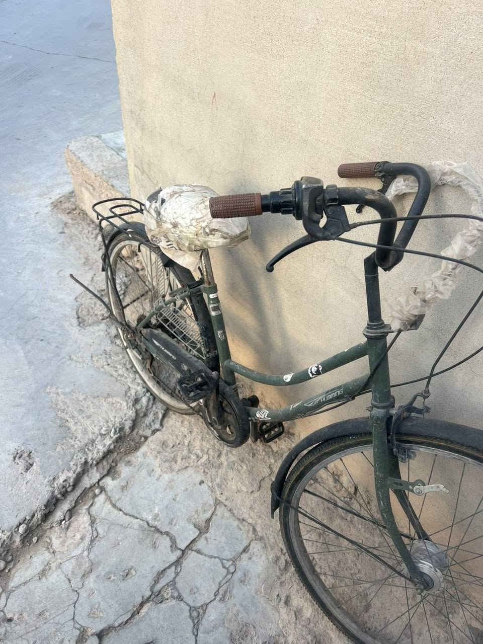 بایسکل 
سعر 60 
***********
