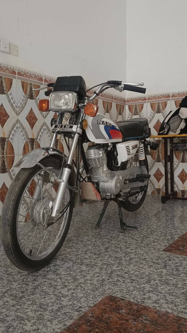 سلام عليكم شباب دراجه للبيع دراجه نضيفه كلش مكفوله أوراق سعره 850 المكان العمارة الماجديه سيد جميل ***********
