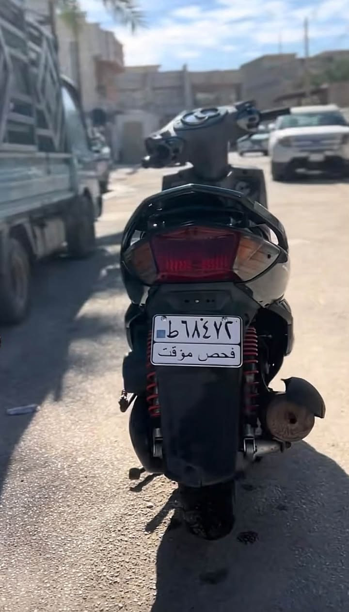 سلام عليكم
سكنس فحل كوري للبيع 
الدراجه مال رمبه مكينه نضيفه لا تنقيص ولا تبخير اكفلك المكينه كفاله عامه الكفرات مختمه اصليه الدراجه نكرة بكل وقت وين متريد روح المنفيز واوراق المعرض موجودة 
بيها ملاحظات بالكفر مبينه بالصور من نزلتها هيه هيج الكفرات بيهن ملاحظه 
بغداد حي الجهاد ***********
