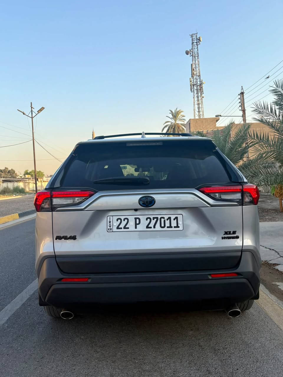 راف فور 2024 xle بريميوم هايبرد
ماشية : 14 الف ميل 
اللون : سلفر 

المواصفات : 
فتحة
بصمة
كشنات جلد 
كشن كهرباء
خزن ميموري كشن 
صندوك كهرباء
باقي المواصفات معروفة للxle البريميوم 

صور الضرر مرفقه بالمنشور 
بدون اي نقص
رقم اربيل ( دخول جديد )

السعر : 258$ وبيه مجال بسيط

المكان :بغداد - العامرية

للاستفسار : ***********
