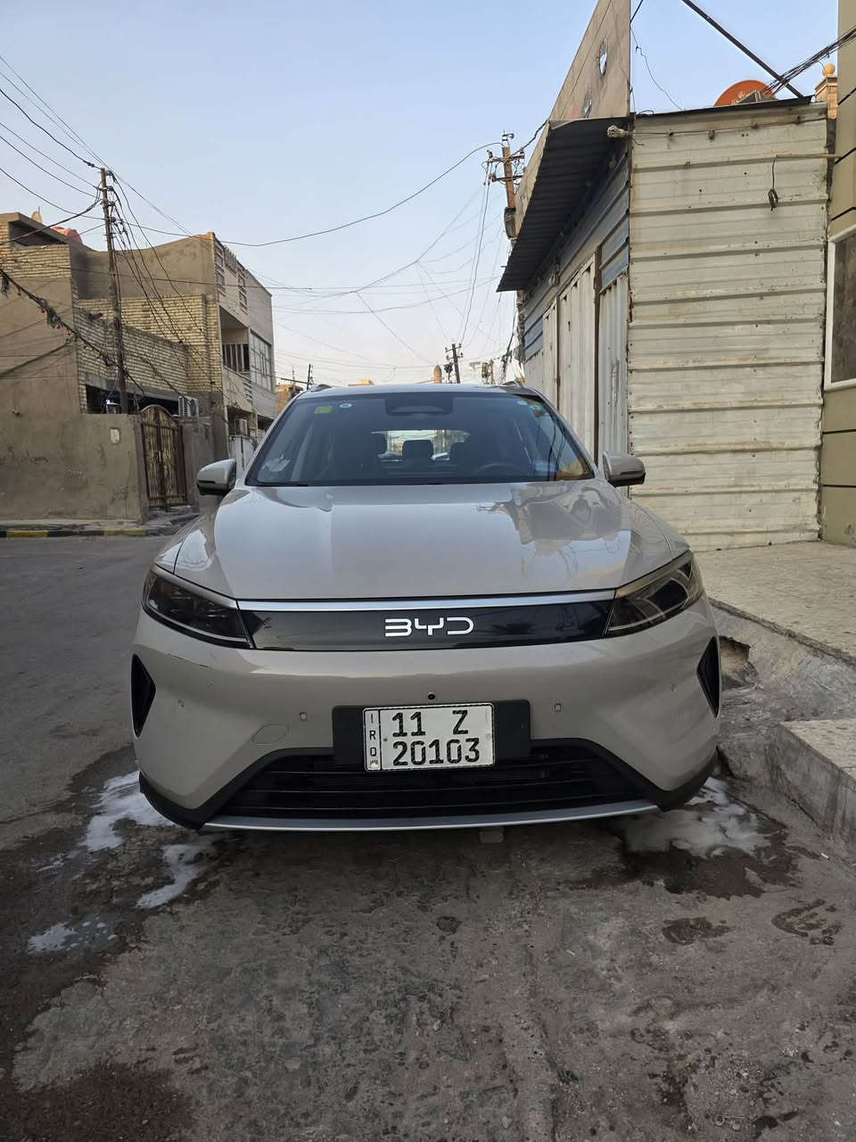 السلام عليكم
اخوان BYD سيليون 5 

فول مواصفات 

بصمة 

بنوراما 
باب خلفي كهرباء 

شاشه كبيره معربة بالعربي 

كشن كهرباء 

13 كامرة 

فول مواصفات ومكفولة كفالة عامة 

على الفحص وين ما يعجبك 

***********
