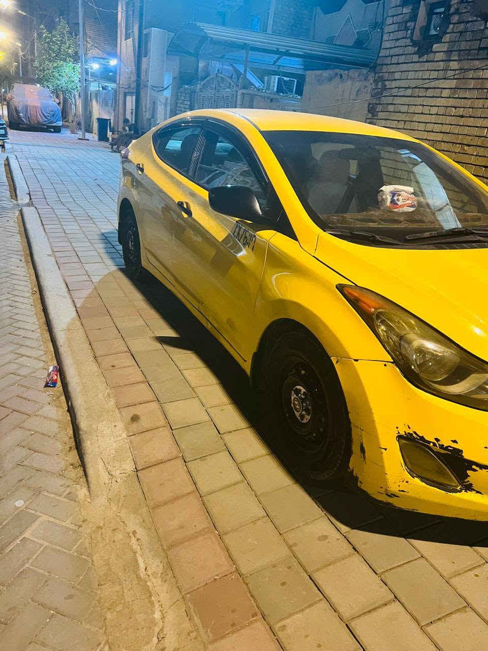 هونداي النترا موديل 13 للبيع وارد امريكي
حادثها دعامية وقليل من البنيد مكفولة من الشواصي وبيها ضربه بالعراق بالباب واضحه بالصورة السعر 92 بيها مجال العنوان مدينة الصدر الجوادر مكلف بالنشر
رقم صاحب السيارة 
***********
***********
