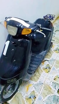 وصف قصير • معلومات قليلة
