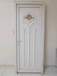 باب مستعمل • ١٨٠×٨٦ • الزعفرانية