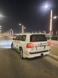 لاندكروز • ٢٠١٤ • رقم بغداد