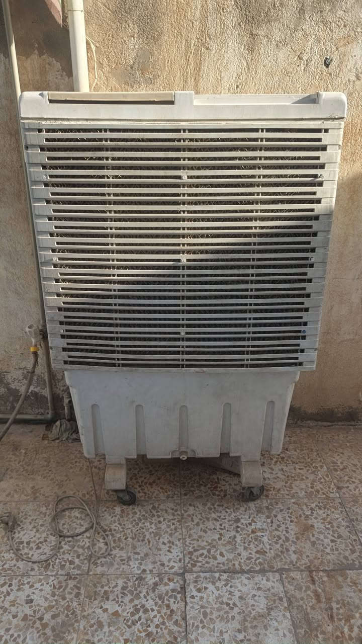 السلام عليكم للبيع مبرده من شركه النوال  المبرده جديده ناقصها ماطور العنوان حله الرقم ***********
