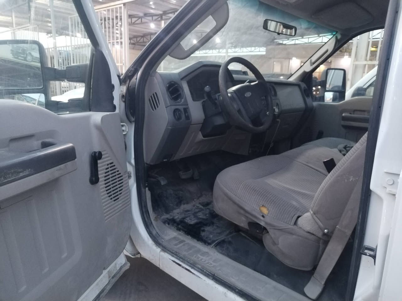 فورد F350 • ٢٠٠٩ • ٨ سلندر