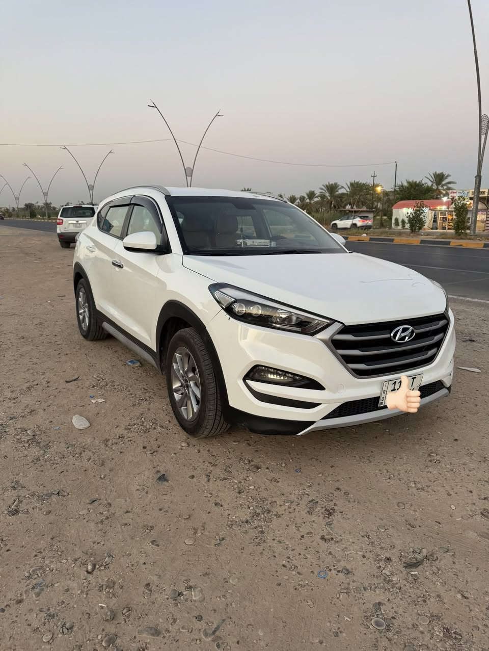 توسان موديل 2018 وارد امريكي نص فول ماشيه 159ضرارها بنيد مبدل وجاملغ الخلفي معدل عل البارد ومصبوغ فقط وسونر موجود مكينه 2000 تخم تاير رقم بغداد كشنات جلد شاشه كبيره مكاني بغداد وسعر 145 ورقمي *********** ورجائن مو شراي وليعامل عل تلفون لايخابر تعال شوف وبيك خير وتدلل
