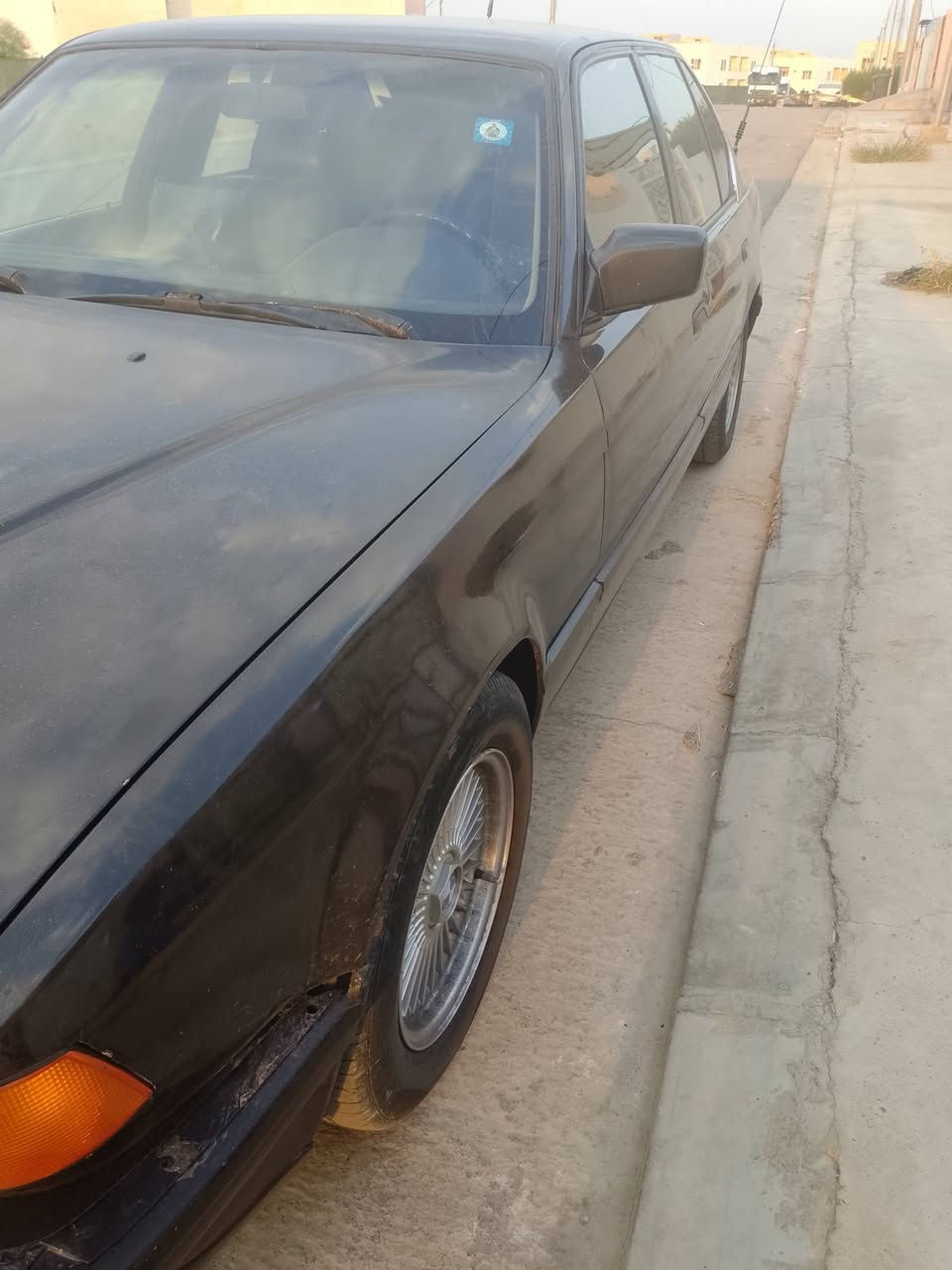 السلام عليكم اخوان BMW735  موديل 1991سيارة نشطة ومابيها مصرف خلاص رقم جديد سنوية جديدة فول توماتيك كشنات تدفئة بدون سلايت سيارة كاملة مكملة تبريدها ثلج ومابيها اي نقص مكان السيارة اربيل  سعرها 47 واتساب فقط ***********واتساب فقطط
