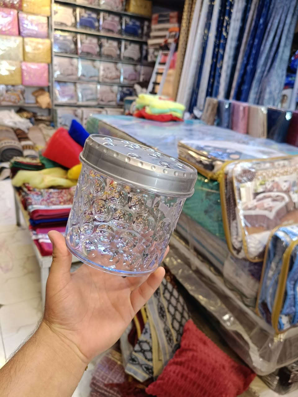 مجموعة اغراض منزلية
العنوان/بابل الكفل مقابل مركز شرطة الكفل مجاور مبنى النفوس القديمة
- للحجز والاستفسار يرجى ⬅️مراسلة الصفحة📩
  واتساب 🔛Messenger ***********
- تتوفر خدمة توصيل داخل الكفل و الأحياء المجاورة مجانا
 المحافظات 5000
