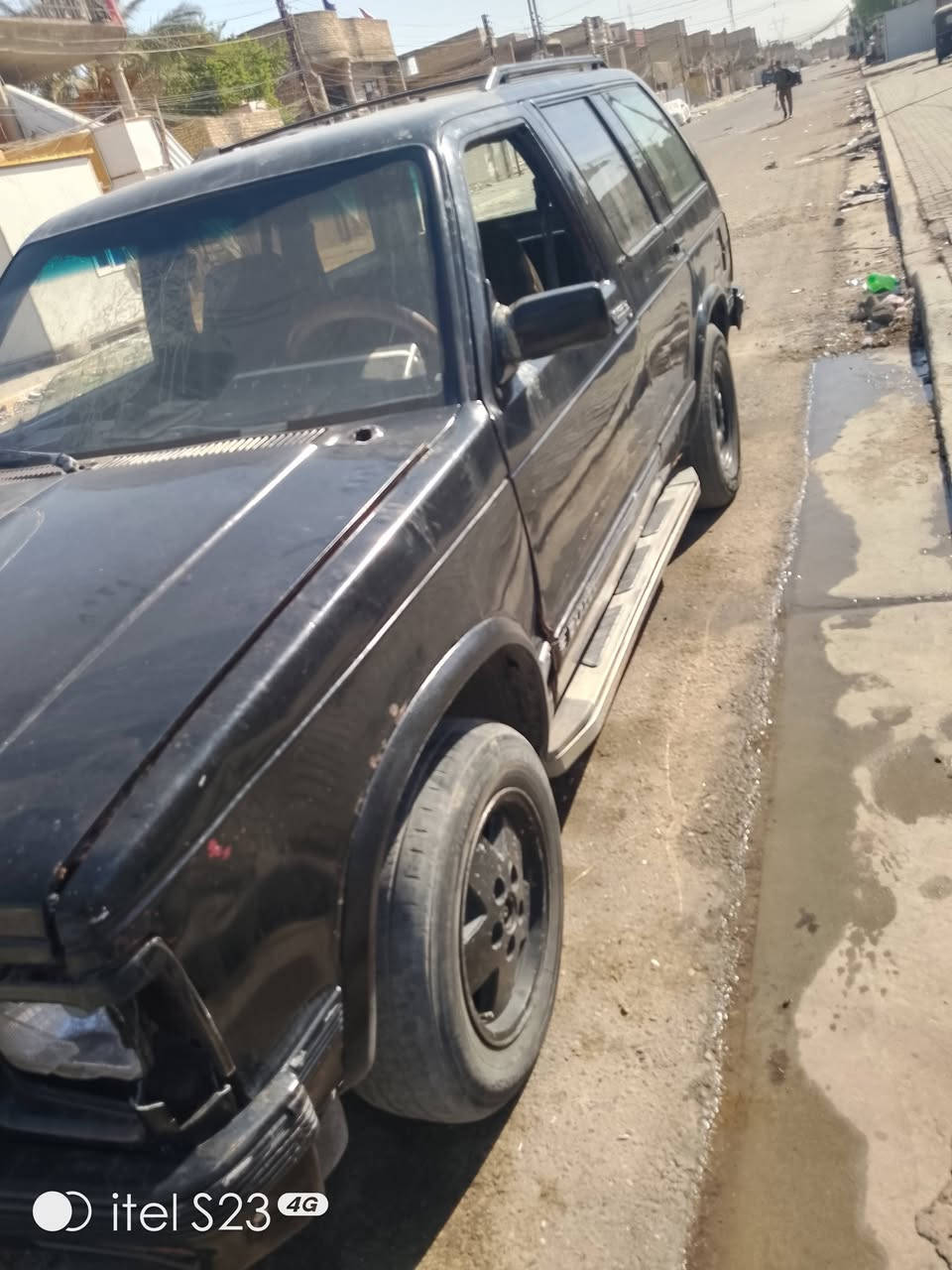 سلام عليكم سيارة للبيع سيارة ادوات اتكفل سرقة وعشاءر مكينة بطة وكير تعليك سيارة بغداد حسينية راجدية سعر 10 اوراق وبيهة مجال  ‏‪***********‬‏
