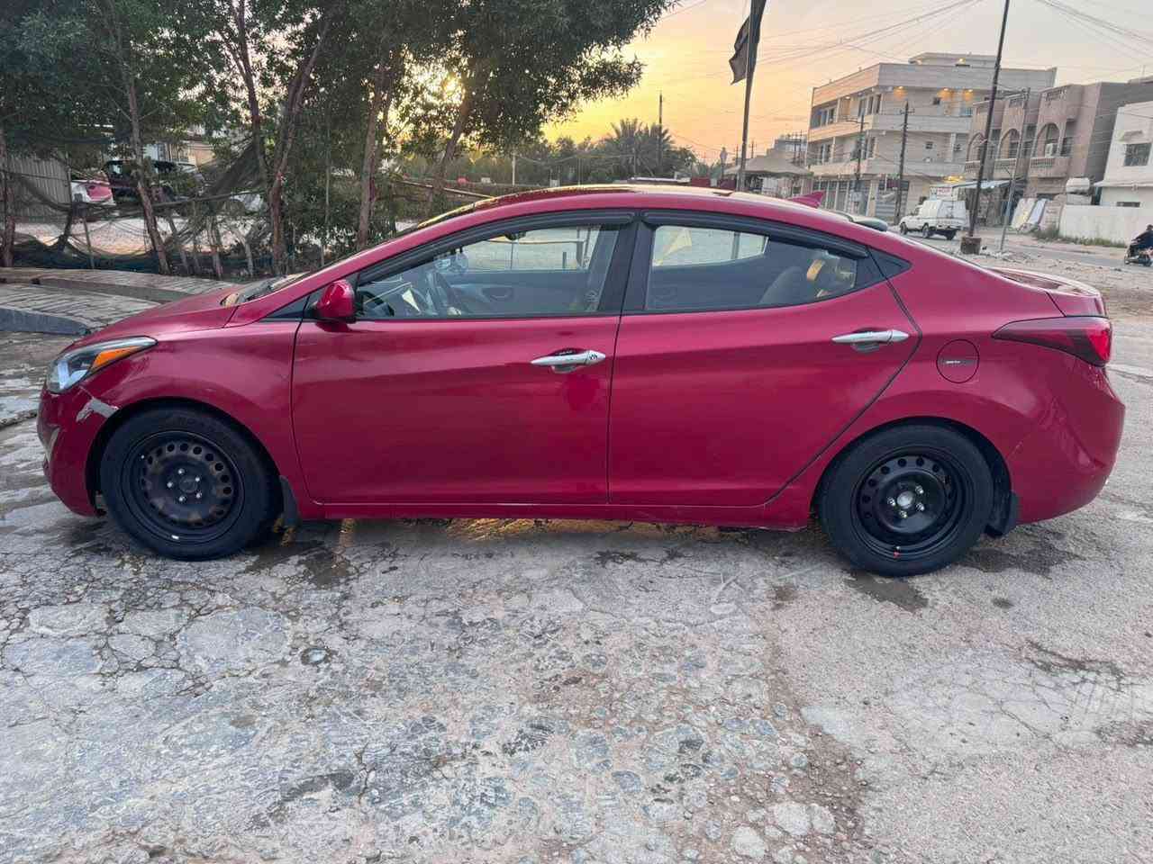 للبيع  هونداي النترا
موديل ٢٠١٦
المحرك  1800 دوش
 الموقع بغداد البياع
 السعر 100 
الحادث : بنيد في امريكا و بالعراق باب السائق 
السيارة جاهزة من كل شي فقط شمعات الصدر يحتاج الها
رقم الهاتف : ***********
