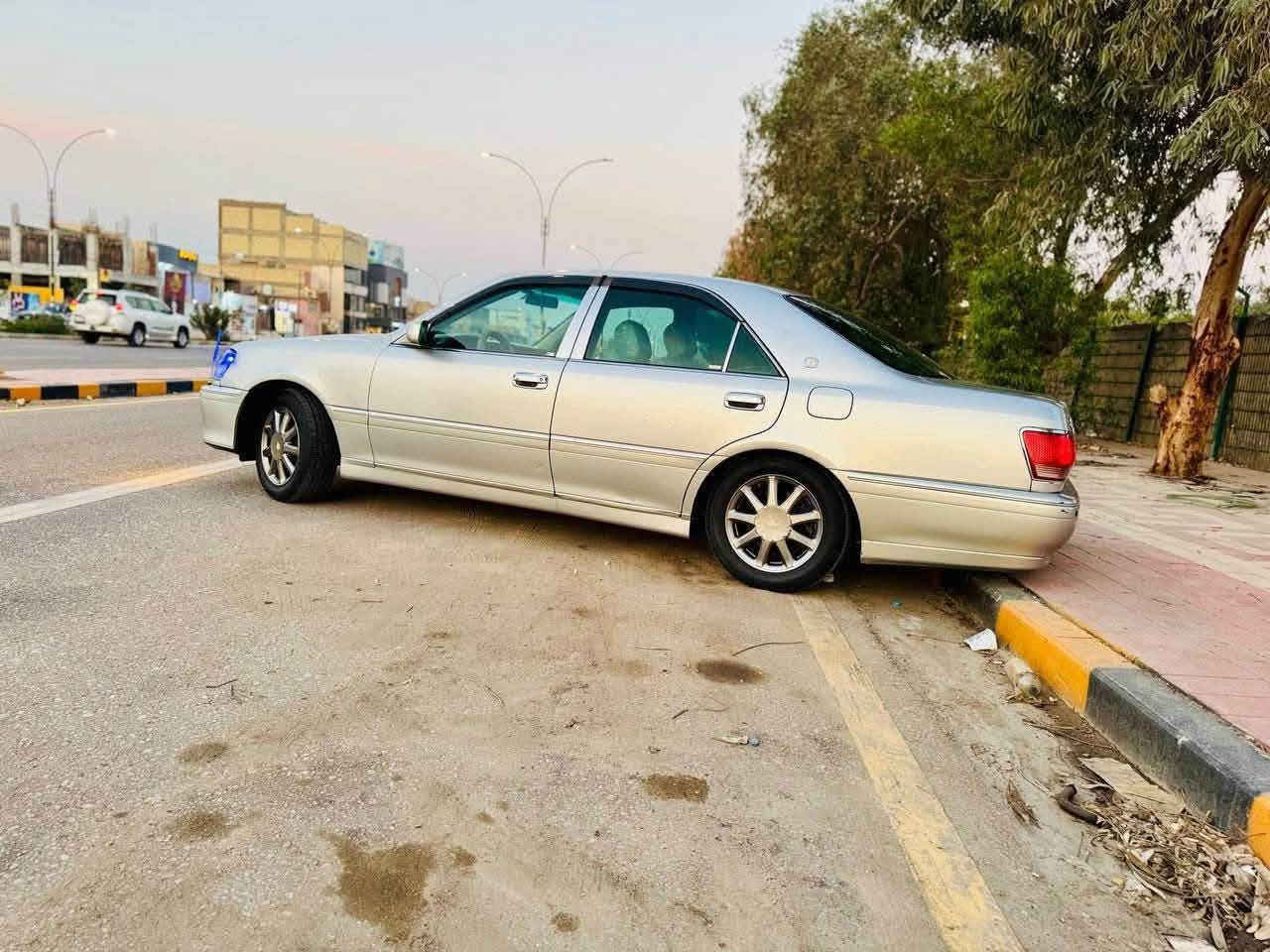 سلام عليكم ...
للبيع ملكه موديل 2003 . كرستال اصل لون سلفري 

رقم كركوك دولي باسمي مداور وين ميعجبك 

مواصفاته 

دكمتين 

كشنات كهربائية

مكينه وكير جدد  

ديفور زغير 

تحوير النجف فوك وجوه 

تبريد ثلج شرط 

حداديه امامي وخلفي ستوني سويته 

سياره جديده 

لايت عالي ناصي زنون اصلي 

نيكل بيبان 

وبعد بيه مواصفات 

كفاله عامه

السعر123وبيه مجال

***********

مكاني النجف
