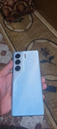 تكنو كامون 40 برو 5G • رام ٢٤ • تخزين ٢٥٦