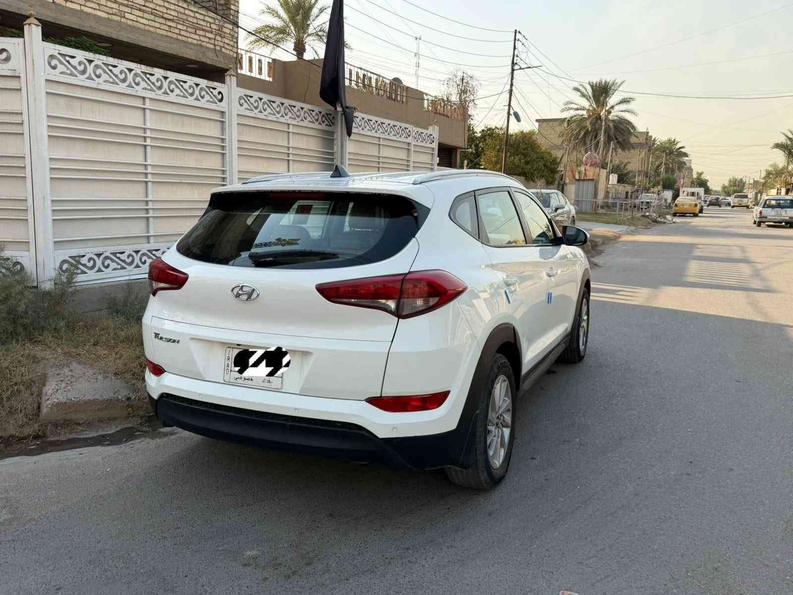توسان ٢٠١٦ خليجي الشكل الجديد رقم بغداد بأسمي محرك ٢٠٠٠ دووش داخل لونين مري شفط فوول تحكمات كامرا تقليل صرف وقود مثبت سرعه تبريد امامي خلفي بيه منظومه غاز السياره بيه مكانات صبغ ابيع مصبوغ شواصي لغود سليمه محرك كير صدر تبريد جديد   السعر 114 مكاني بغداد 
لاتصال ***********
