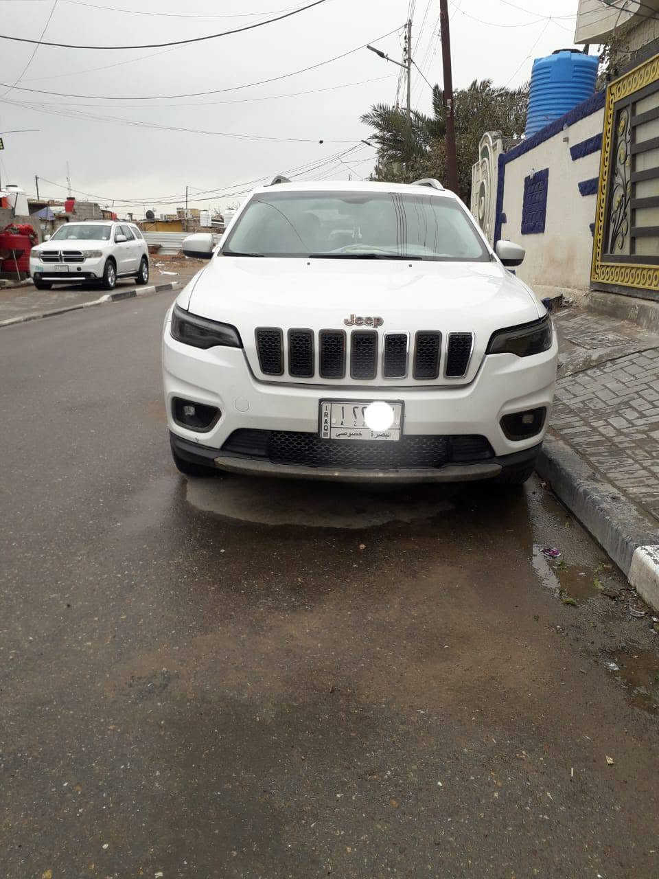 جيب شيروكي بزون الحديث 2019 الضرر بنيد ومدگر امامي محرك گير تبريد كله تمام حداديه جديده السعر بيع 115 بها مجال وفيها كثير من المواصفات البصرة, العراق

نص مكتوب في الصور:
- للبيع - جيب بزون 2019 ورقه 120 محرك ، جير، تبريد مكفول . حدادية جديدة المسافة المقطوعة 64 كم البصرة ***********