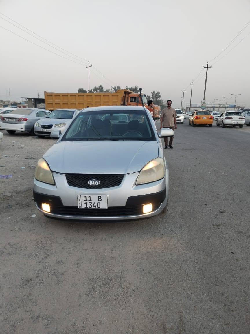 سياره ريو موديل 2009خصوصي  امريكي حادث جاملغ فقط  تبريد شغال صدر خير من الله سياره ما بيهة اي نقص باسمي رقم انكليزي  السعر 74وبيهة مجال بسيط 
المكان اليوسفيه
الرقم *********** بغداد, العراق
