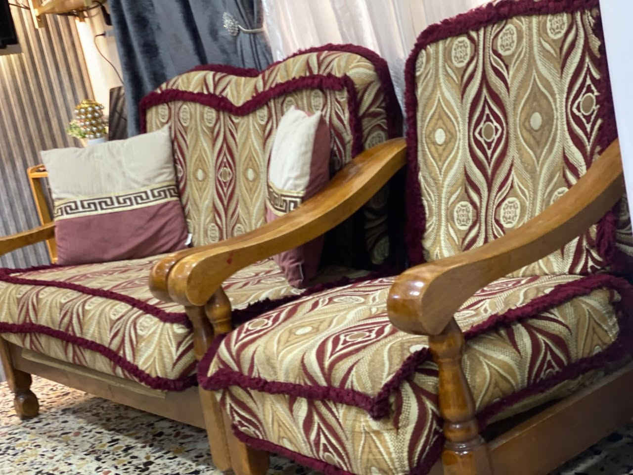 السلام عليكم
تخم نضيف سبع مقاعد سعرة  150 موجود الزعفرانية باب الزراعة *********** موجود واساب @
