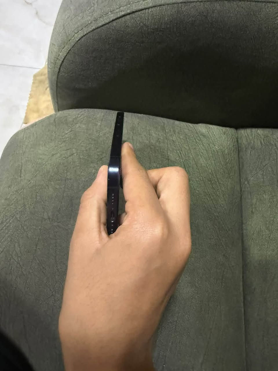 آيفون ١٥ برو ماكس للبيع أو كراوس بسيفان ضاغطه وزنجيل الجهاز مكفول بطاريته ٨٧ ذاكره ٢٥٦ 
واتساب؛***********
