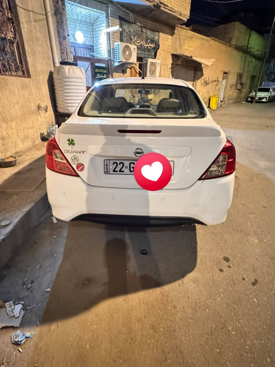 🚗 نيسان صني 2022 للبيع 🚗
 الموديل: 2022  سعر 95ورقه
 الرقم: أربيل (باسم شركة قمر أربيل - الشركة موجودة ومكفولة،  
سنويه جديده لحد 2029
 المسافة المقطوعة: 78 ألف كم فقط بيهه
 ضربة بالجاملغ الخلفي (قد شبر تعديل حار).
 ضربة جوة بالباب (تعديل بارد).
 السيارة جاهزة بالكامل وما تحتاج أي مصاريف.
المكانيك والصيانة الحديثة:
 محرك وكير وتبريد فول وبشرط الفحص.
 تخم تاير جديد 
 دسكات جديدة
عبوه جديدة  
لايتات زنون مفوله
مكان سياره البصره قديمه السيمر كبال محكمه قديمه رجائن اقره تفاصيل قبل لاتتصل ***********📞.
