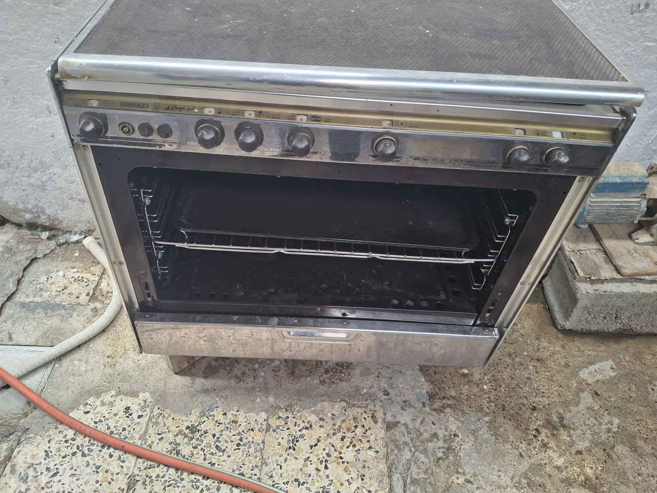 طباخ كريازي • باب الأول • للبيع